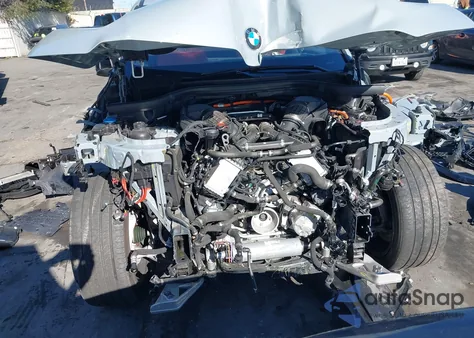 2025 BMW Xm Label Red z USA, uszkodzony, nr VIN 5YM33CS07S9Y17801